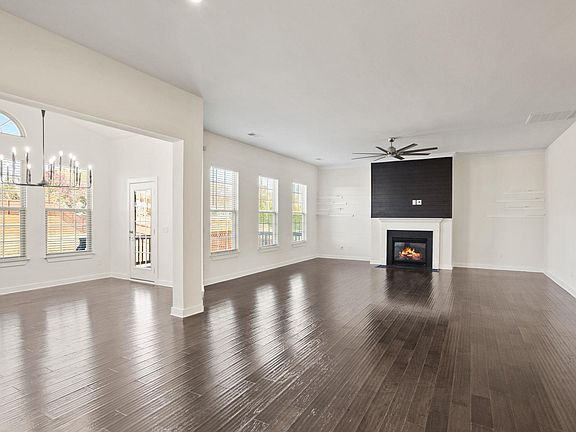 3rd image of 5 Brennan Pl