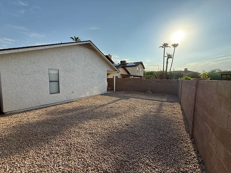 8713 W Bluefield Ave — Photo 32