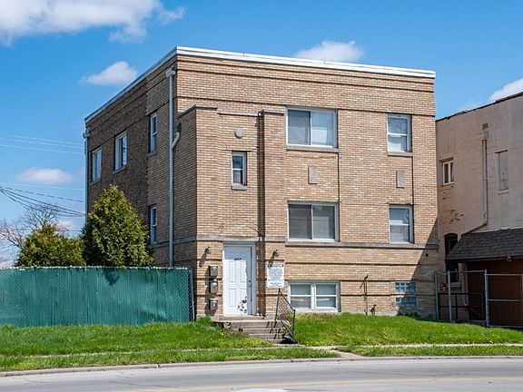 2nd image of 407/409 W Lincolnway