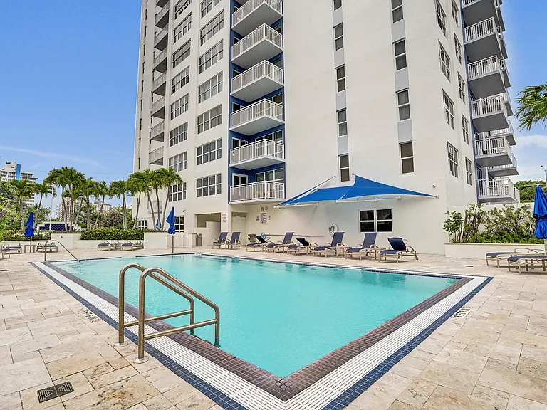 3000 E Sunrise Blvd #14F — Photo 57