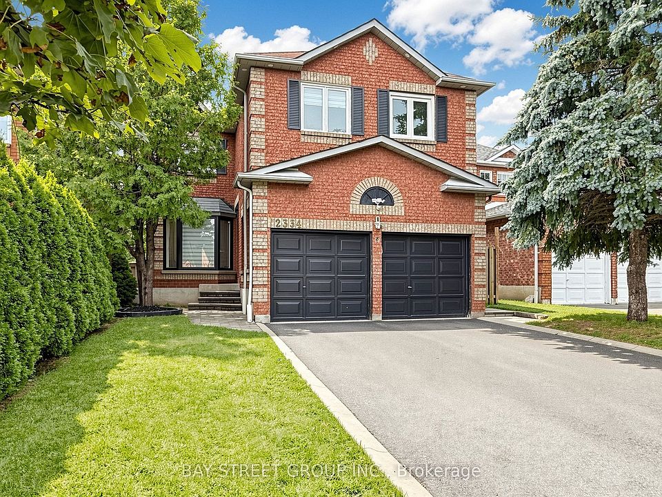 1st image of 2334 Wildwood Cres