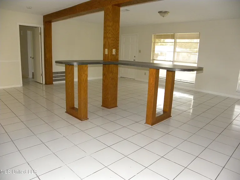 2507 Parkway Rd — Photo 8