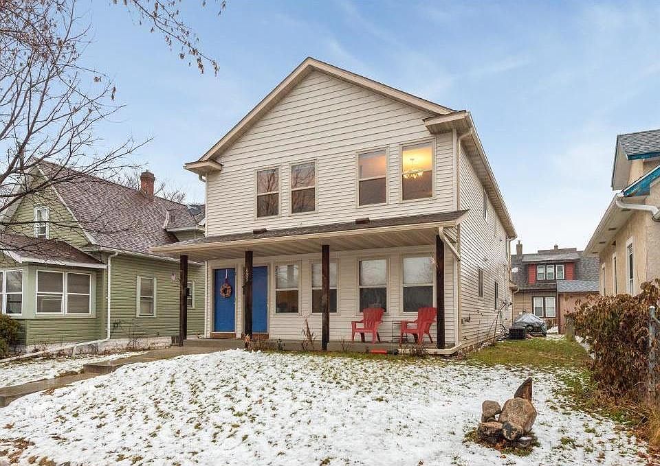 1st image of 685 22nd Ave NE #2