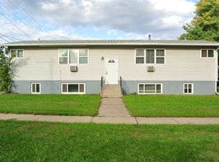 605 4th St NE, Minot, ND 58703
