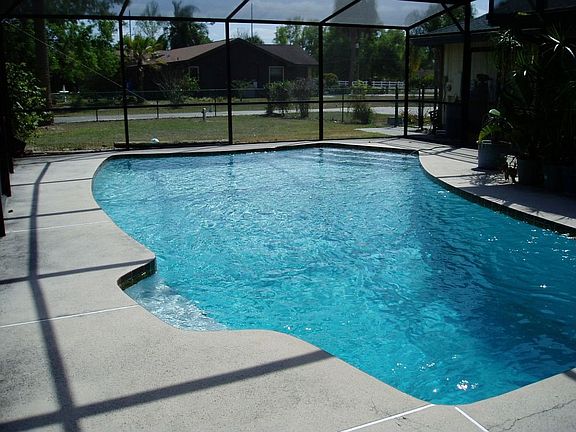 Screened Pool