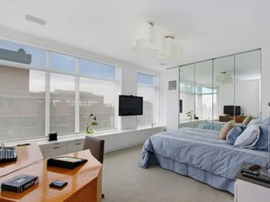 Rented by Corcoran | media 24