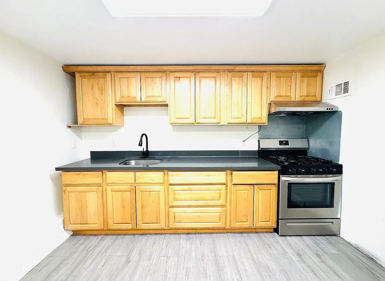1630A 170th Ave, Hayward — Photo 4