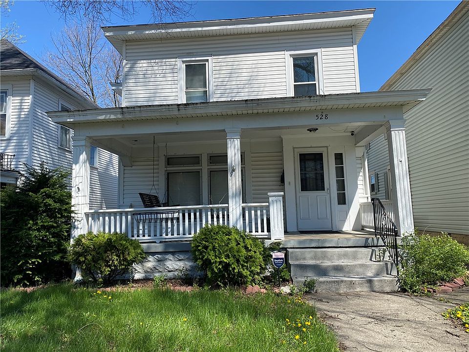1st image of 528 W Ash St