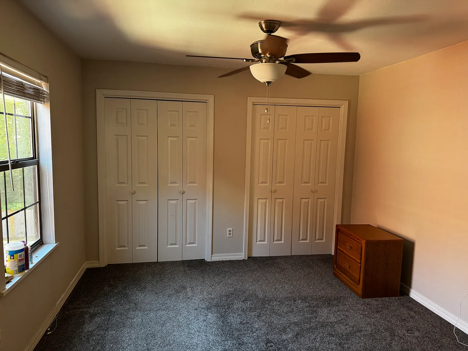 2 bed, 2.5 bath, 1243 sqft, $1,600 — Photo 2