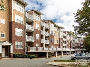 1000 E Woodlawn Rd APT 113, Charlotte, NC 28209