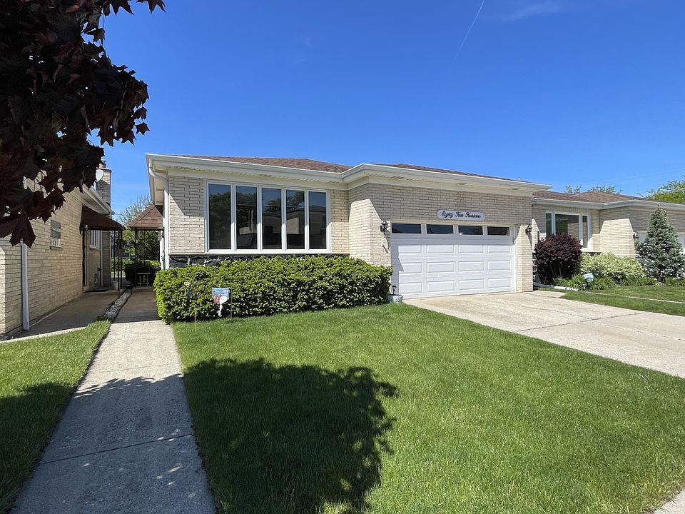 1st image of 8414 W Brodman Ave