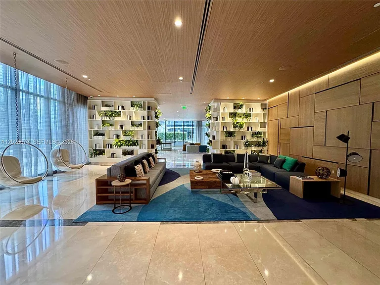 55 SW 9th St #3201 — Photo 30