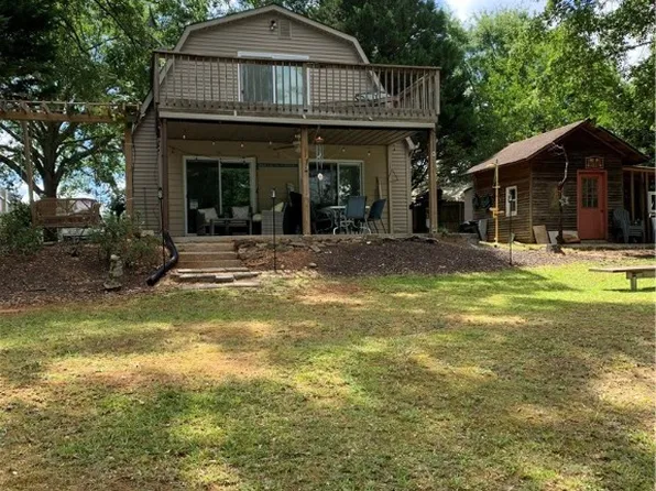 589 Oliver Rd, Westminster, SC 29693