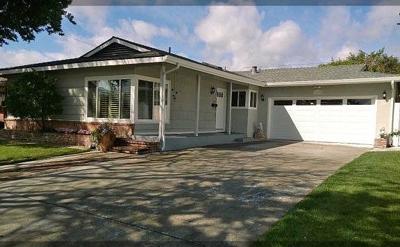 3rd image of 1335 Antonio Ln