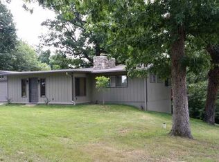 18901 Shoreline Way, Fayetteville, AR 72703