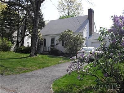 2nd image of 175 Evandale Rd