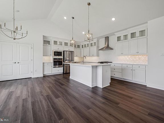 2nd image of 43 Frisco Dr