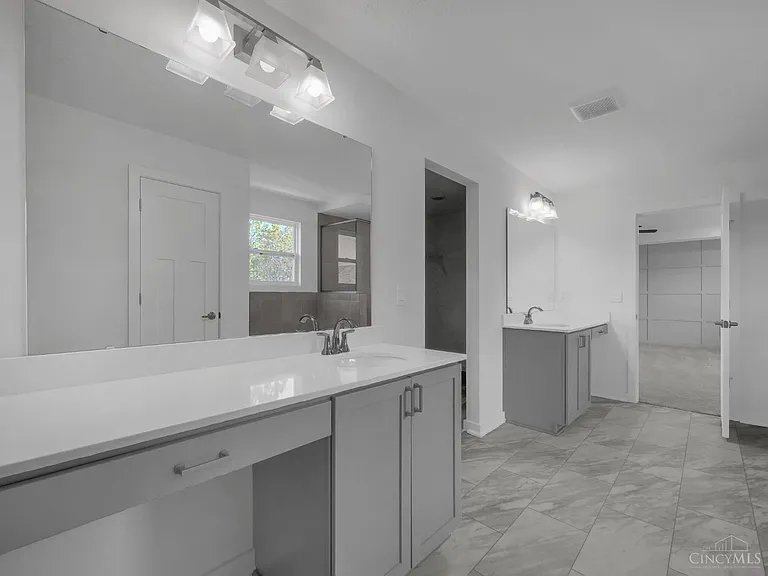 8705 Quietwood Ln — Photo 24