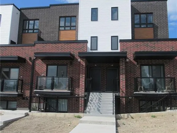 243 Chapel Hill Dr, Kitchener, ON N2R 1N2
