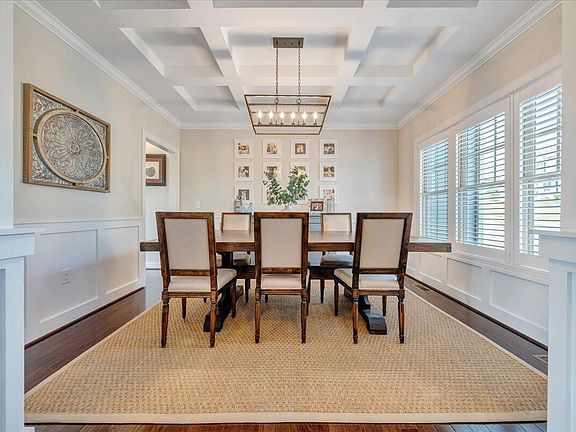 3rd image of 7099 Linn Cove Ct
