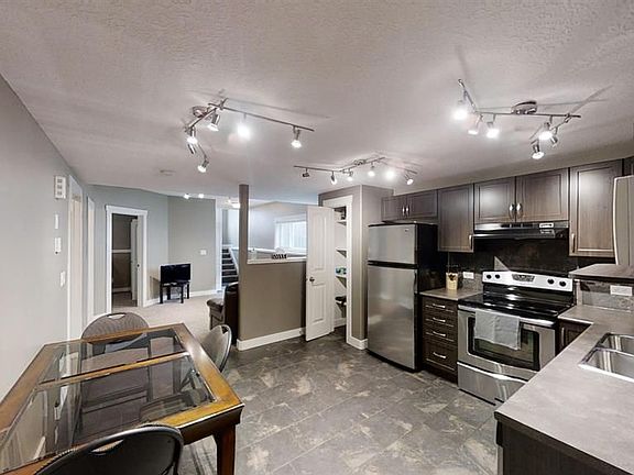 5th image of 7417 B Westpointe Dr #A