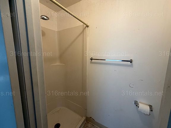 3rd image of 300 Main St APT 204