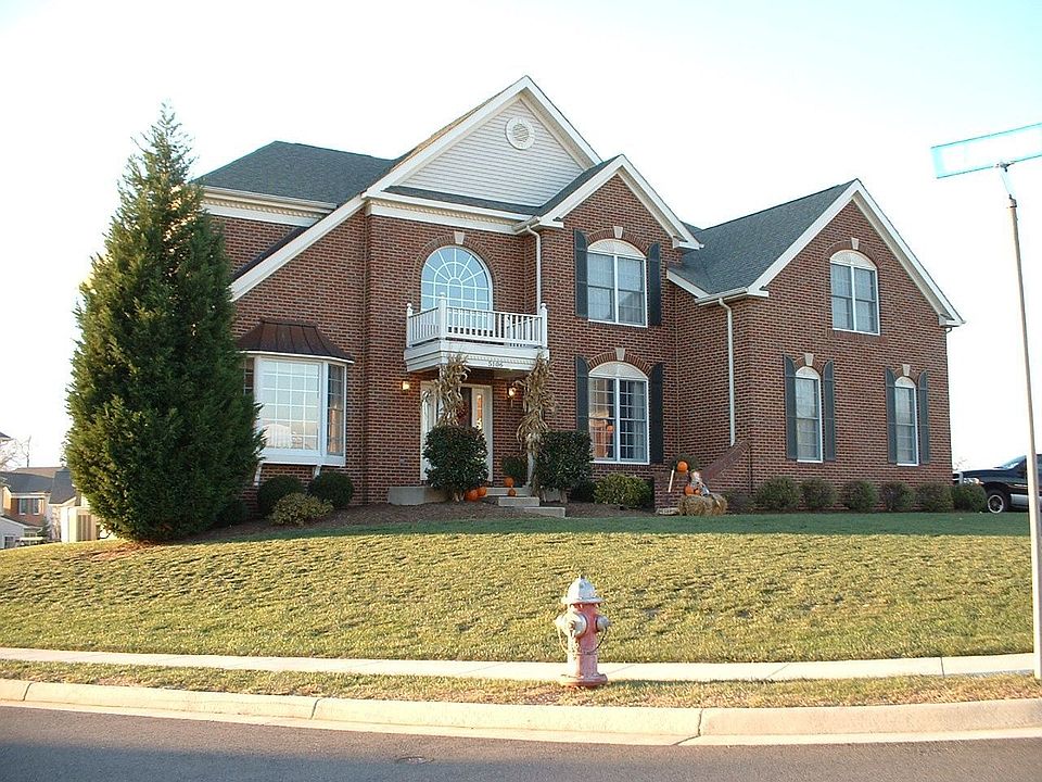 1st image of 5106 Grande Forest Ct