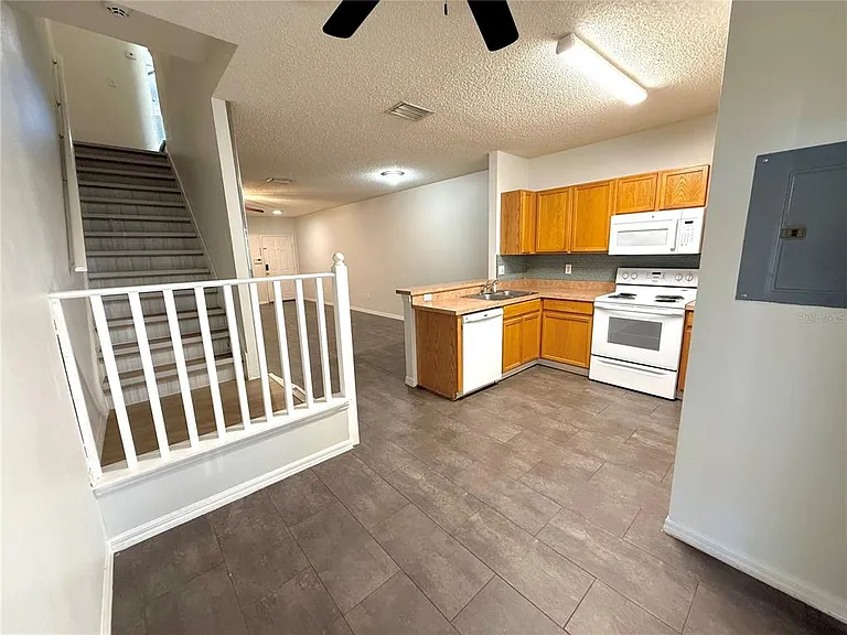 6339 Osprey Lake Cir — Photo 10
