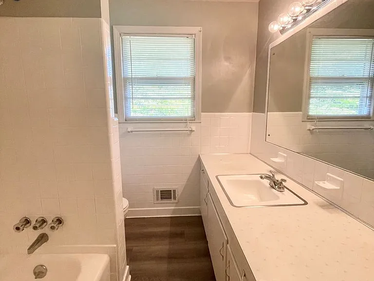 1423 Duke St — Photo 8