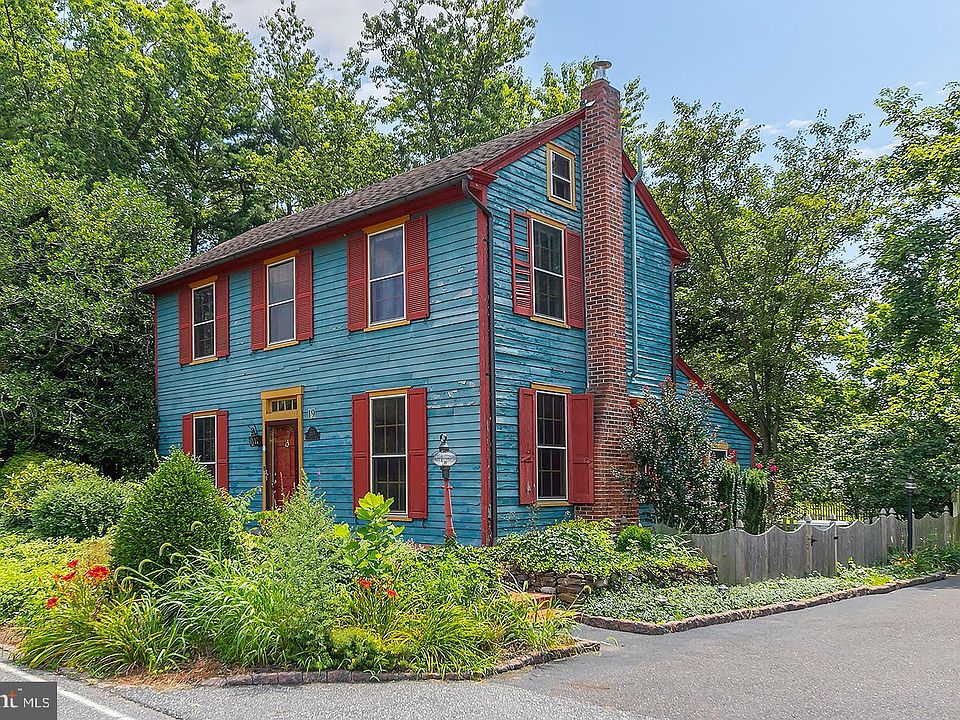 1st image of 19 Woodland Ave