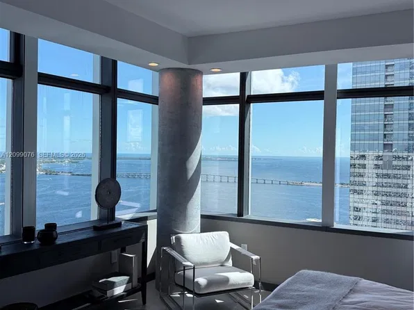 1395 Brickell Ave, Miami, FL