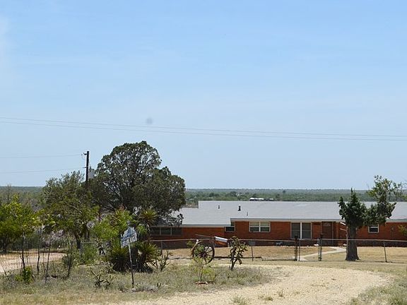 2nd image of 901 County Road 383