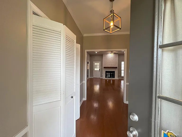 14011 Gattinburg Ave — Photo 3