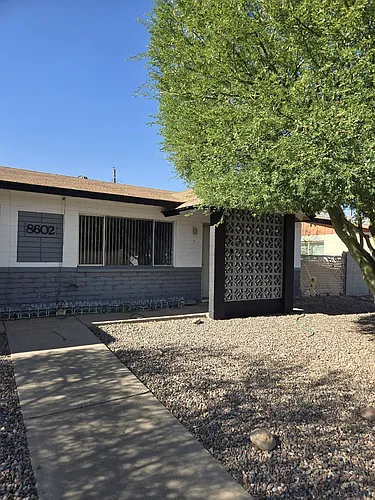 8602 E Coronado Rd Photo 1