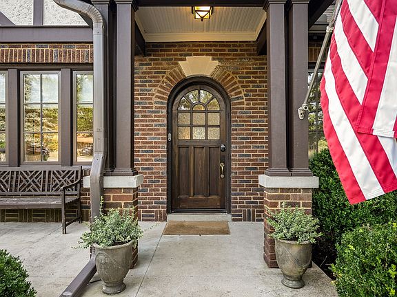 2nd image of 3006 Brightwood Ave