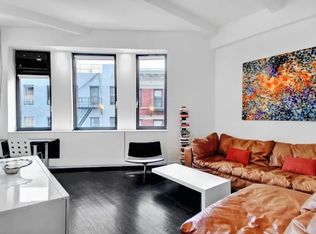 2 Cornelia St APT 401, New York, NY 10014