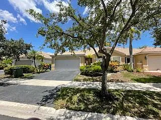 1630 Zenith Way — Photo 2