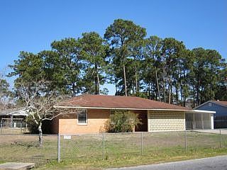 1st image of 123 Armstrong Ave