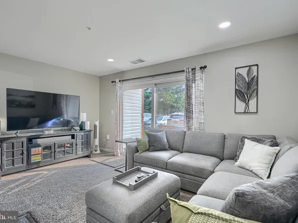 1210 Mist Wood Ct Unit 104, Belcamp, MD 21017