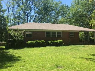1005 Park Dr, Cookeville, TN 38501