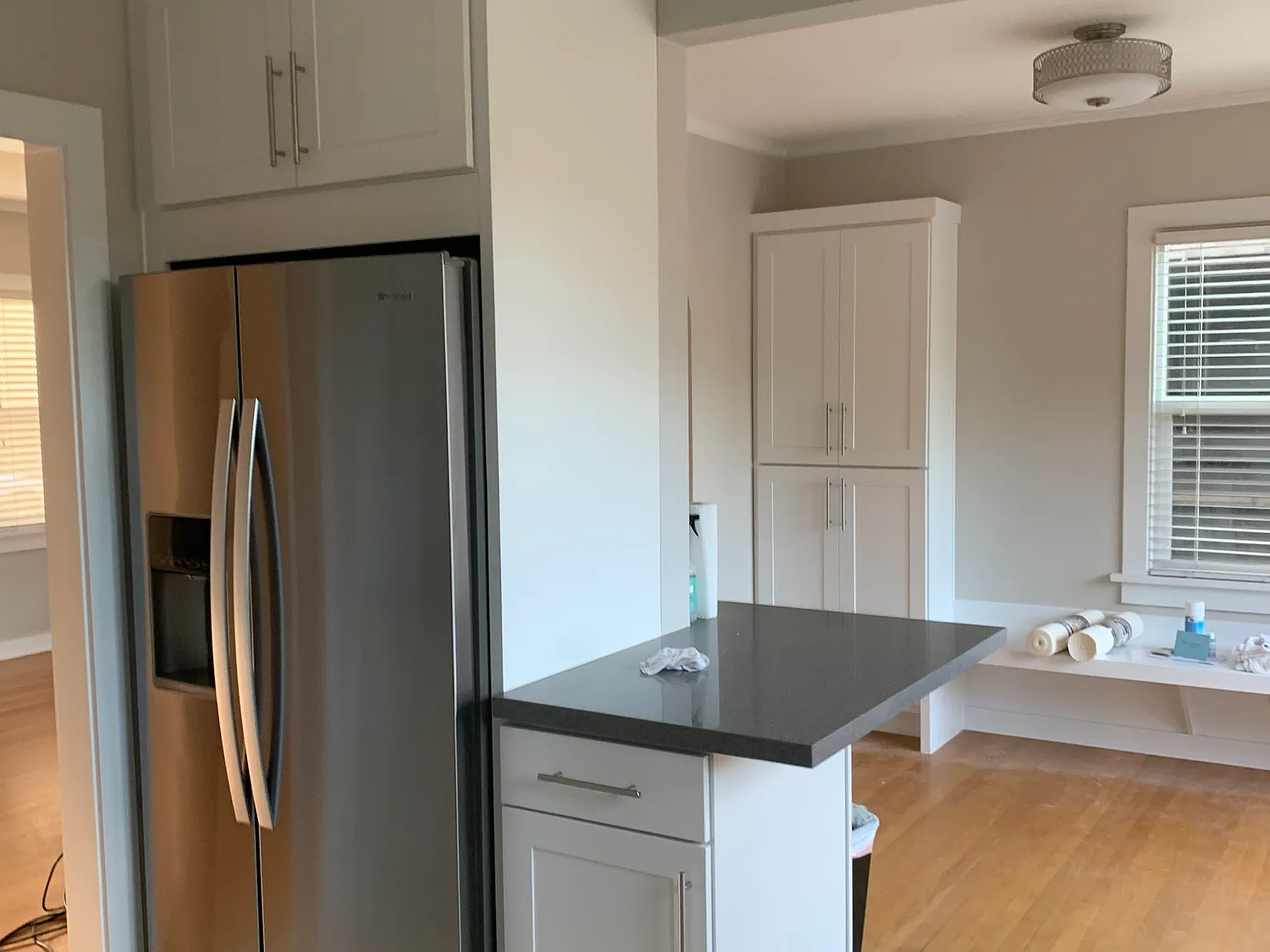 4 bed, 1.5 bath, 2400 sqft, $5,500 — Photo 3