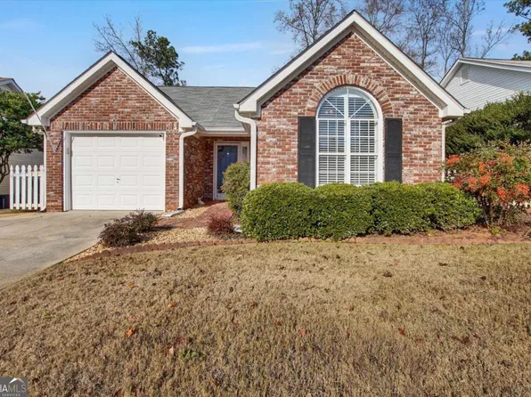 93 Green Tree Dr, Newnan, GA 30265