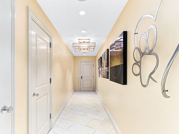 3rd image of 100 Belvidere St #4C