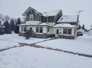 618-620 2nd St E, Webster, SD 57274