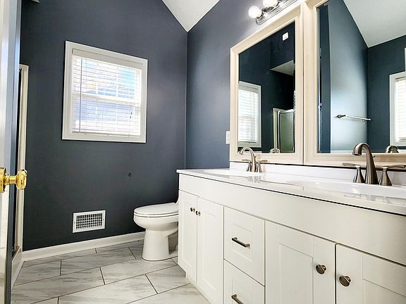4th image of 13003 Mills Edge Ct