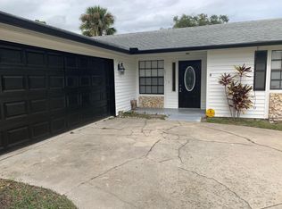 941 W Bramblebush Cir, Port Orange, FL 32127