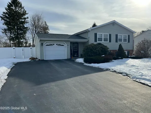3 Verdi Boulevard, Latham, NY 12110
