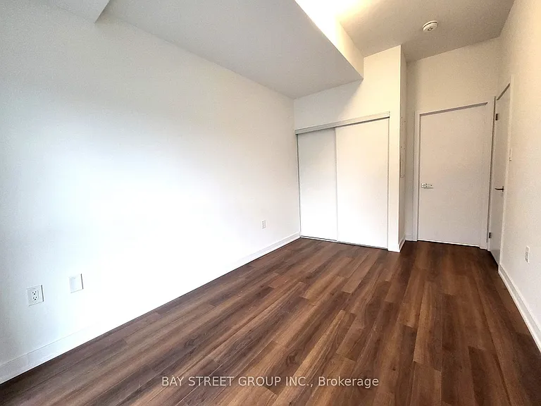2433 Dufferin St #206 — Photo 13