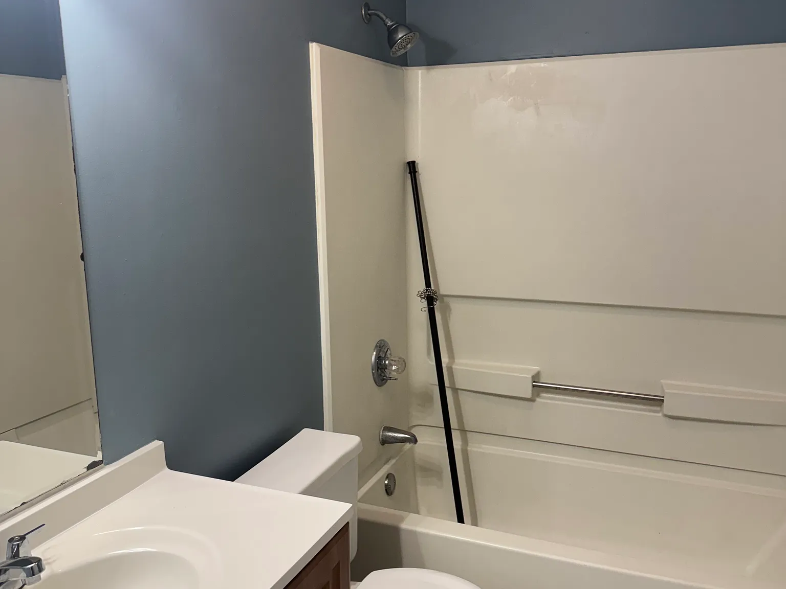 2 bed, 800 sqft, $1,000 — Photo 3