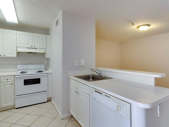 5th image of 2734 Bird Ave APT 307